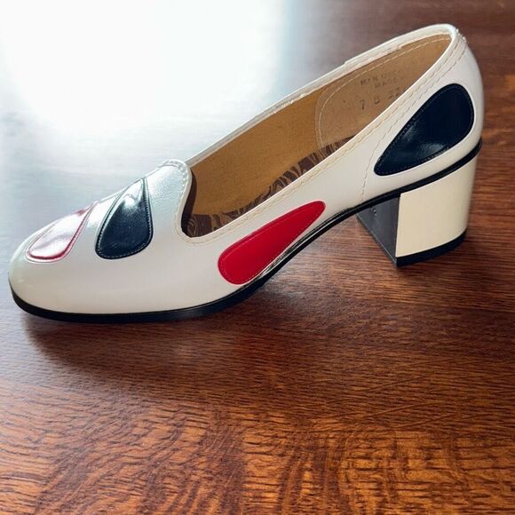 Vintage 60s MOD Beatnik Patent Square Toe Heels Size 7B - Picture 8 of 15